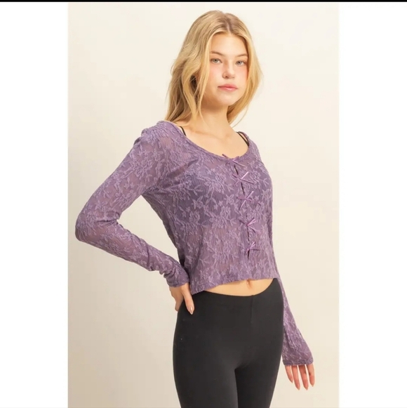 💜🎀 Amethyst Lacy Bow Top - Picture 2 of 4
